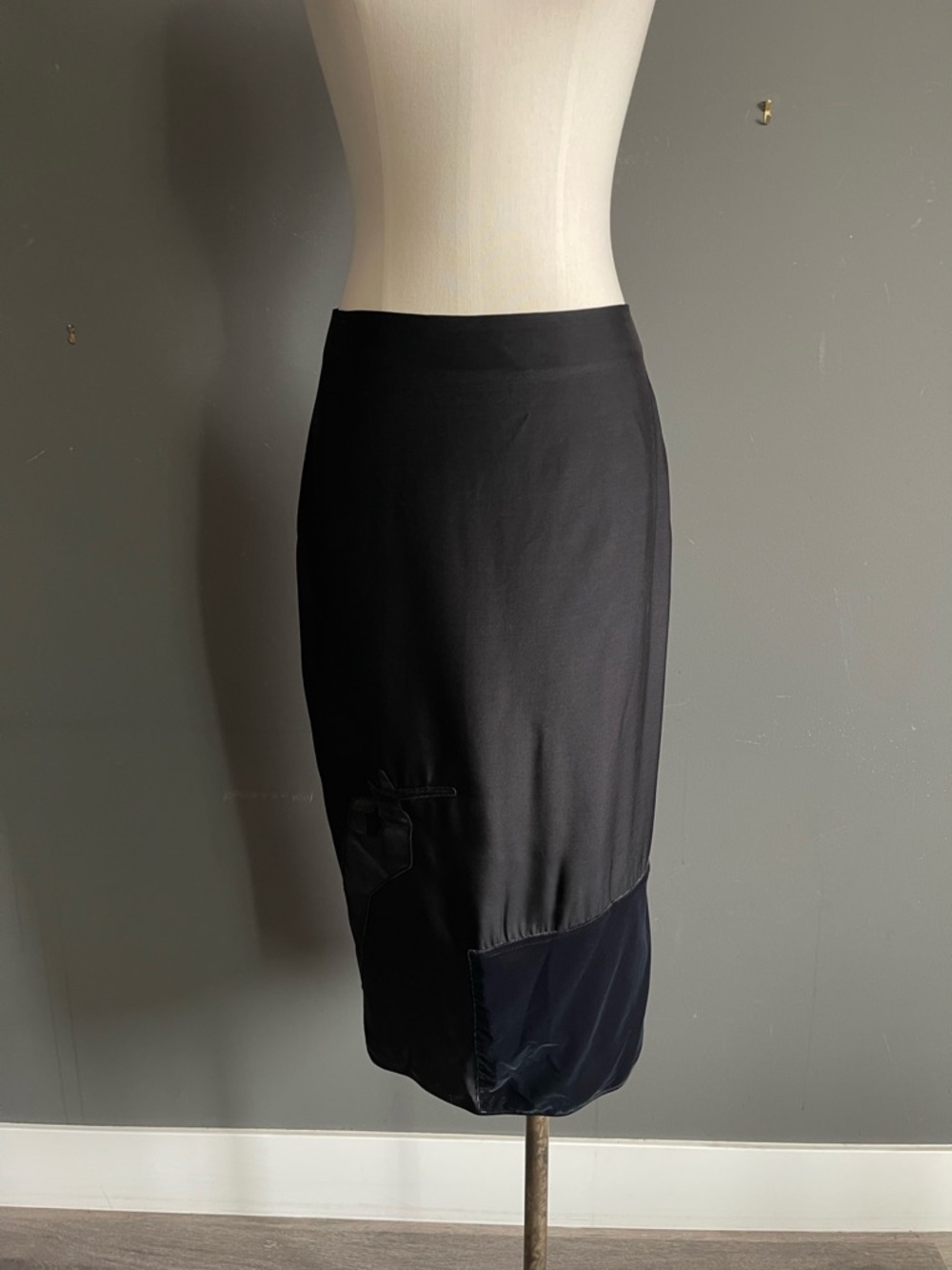 STAUD Black Midi Skirt Silk Wool Art to Wear Minimalist Pencil Skirt Avant Garde - Picture 2 of 8